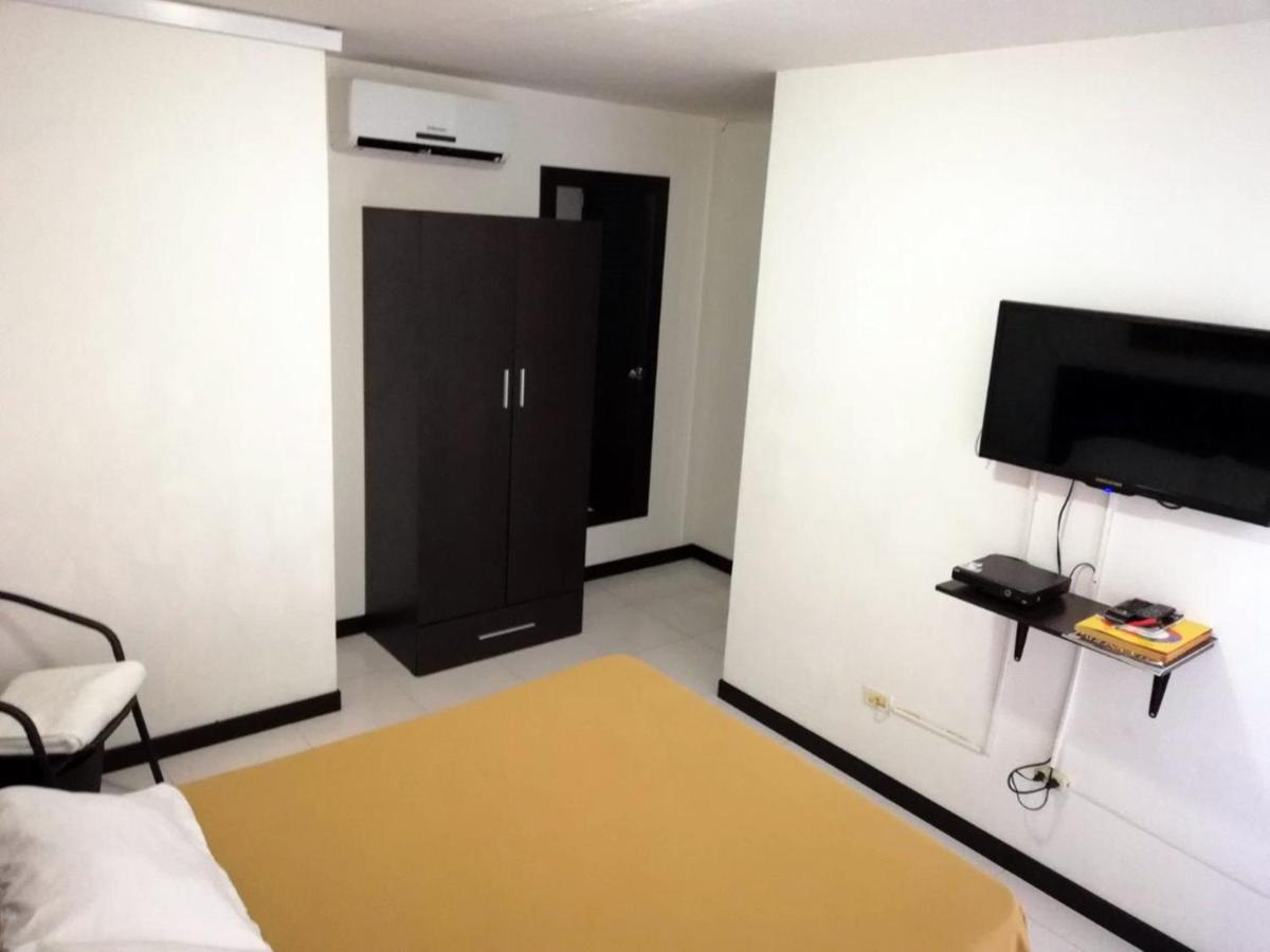 Apartasuites San Marcos Cali Bagian luar foto
