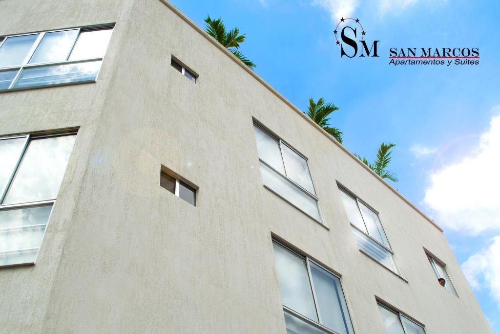 Apartasuites San Marcos Cali Bagian luar foto