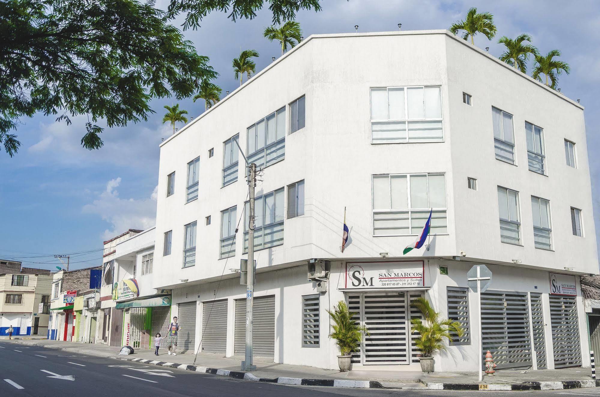 Apartasuites San Marcos Cali Bagian luar foto