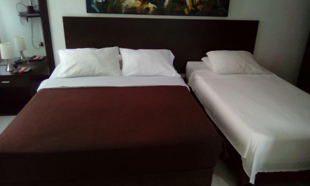 Apartasuites San Marcos Cali Bagian luar foto